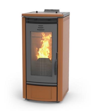 5000 TCOM - kamna na pelety s rozvodem vzduchu